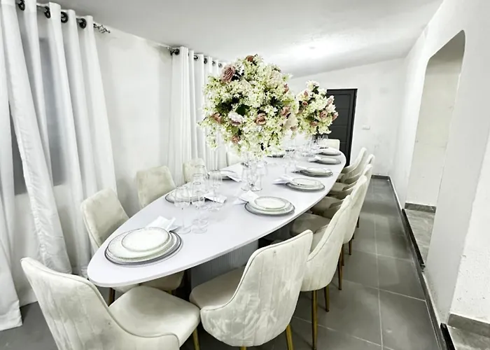 Villa Quinta Dos Encantos Full Private Mansion Pero Moniz